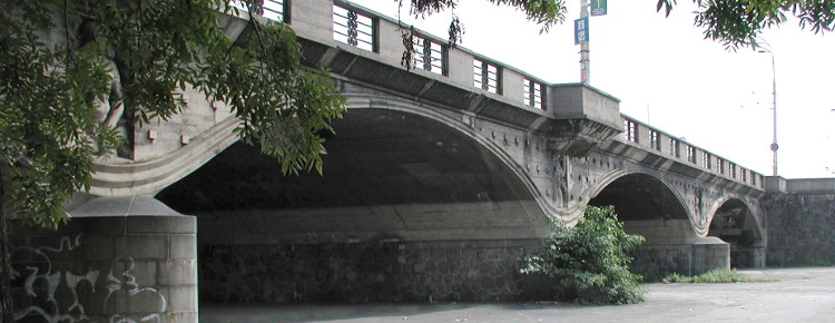  Hlávka-Brücke