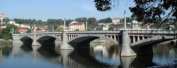  Mánes-Brücke